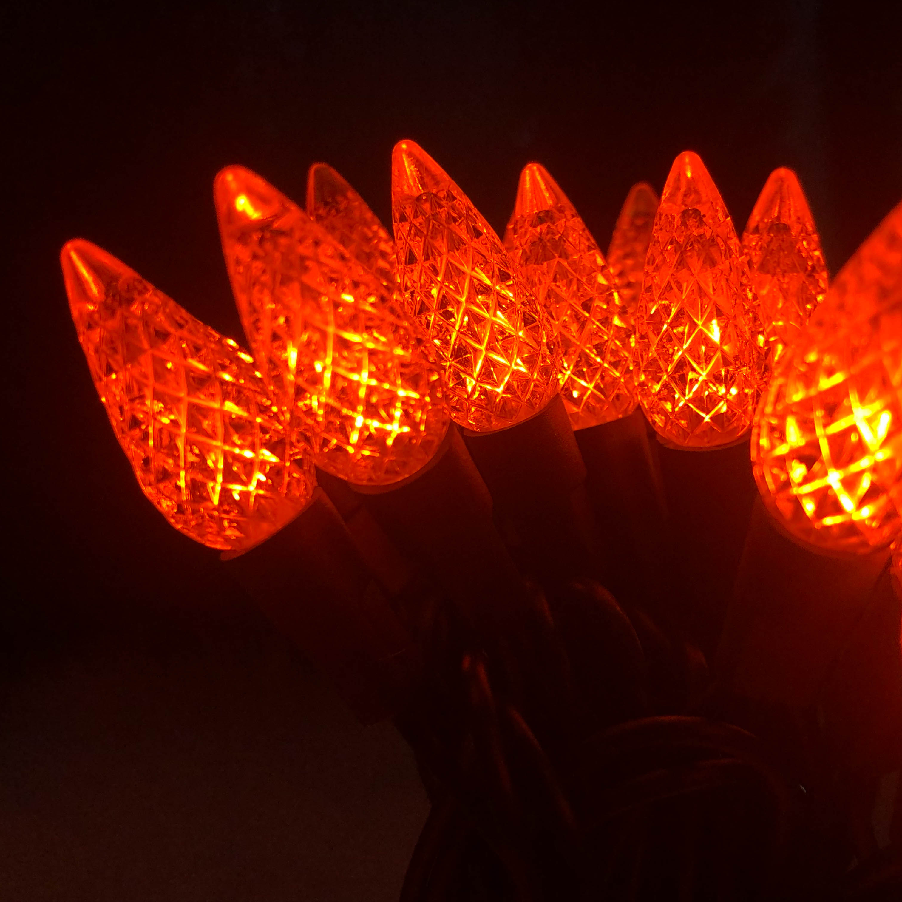 22 AWG-Draht, UL-wasserdicht, für den Außenbereich, orangefarbene LED-C6-Erdbeer-LED-Lichterkette 